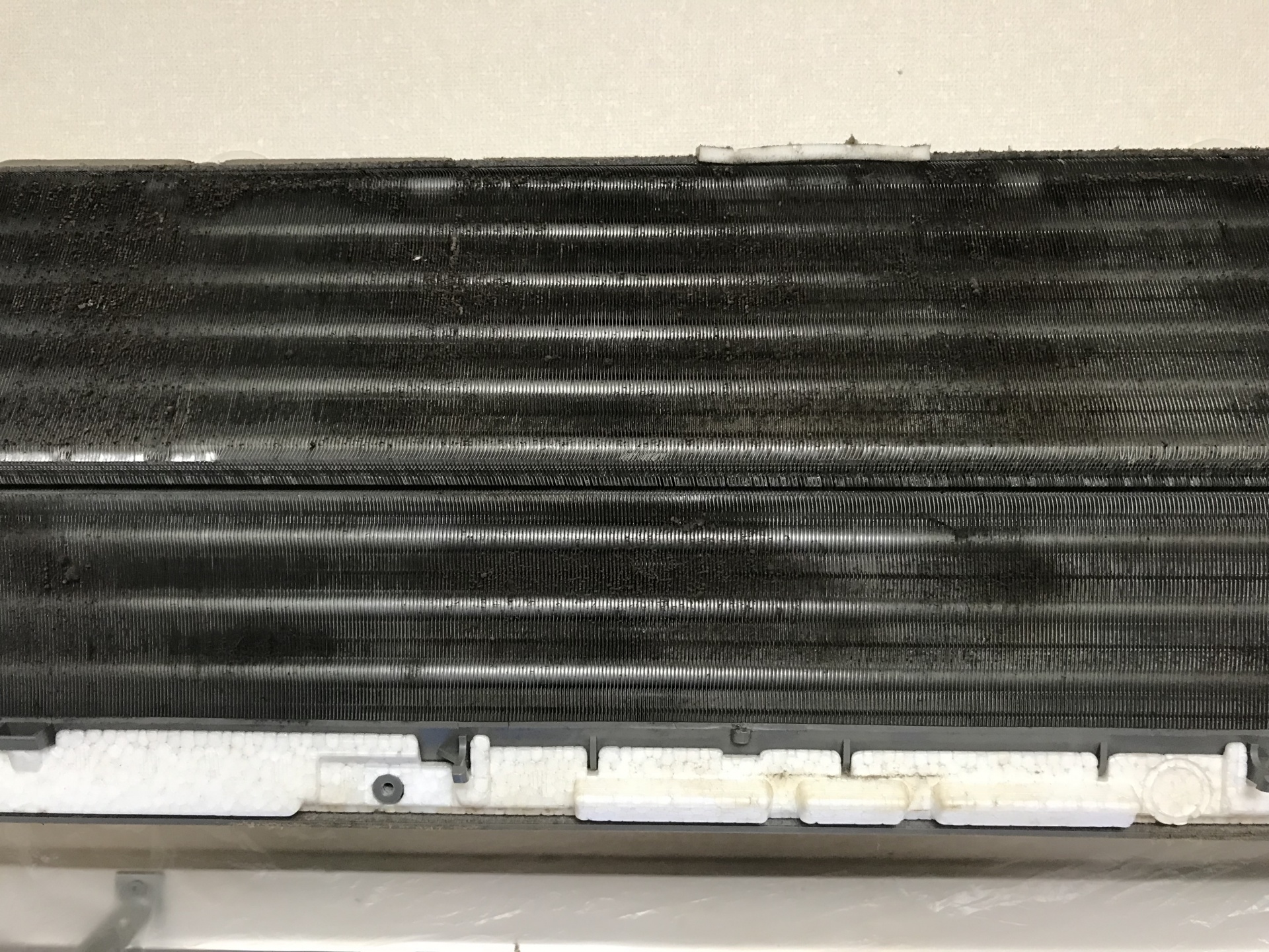 洗浄前の熱交換器。