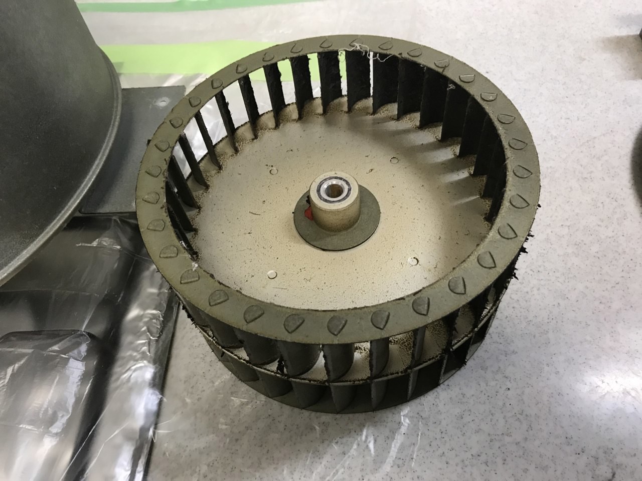 洗浄前のシロッコファン。